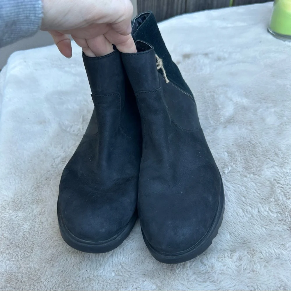 Sorel Emelie II Ankle Black Leather Boots Size 9.5